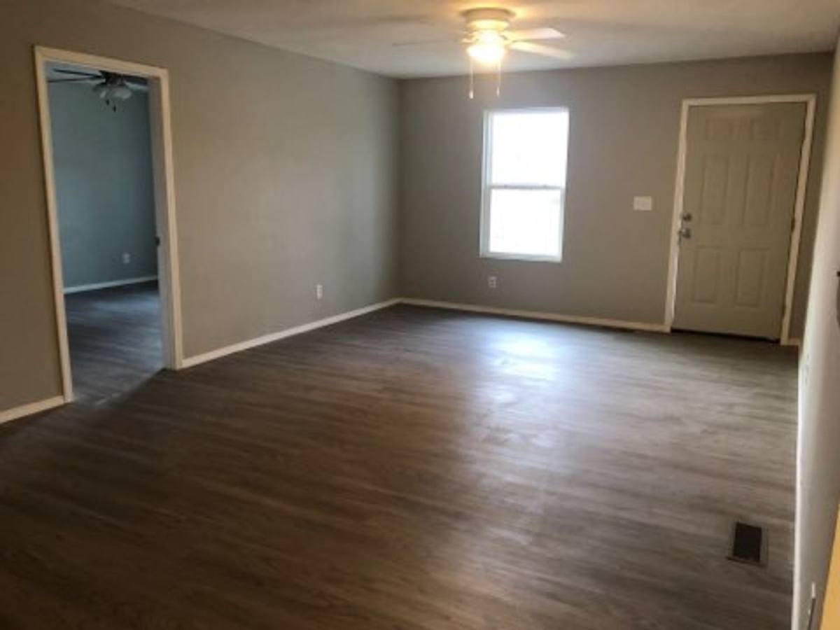 2715 W Lincoln St, Springfield, MO 65802 - House for Rent - Image 4