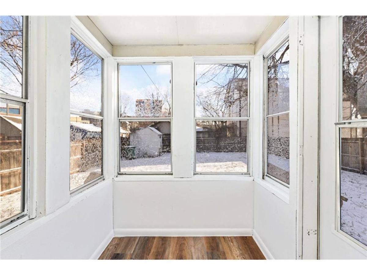 32 Douglas St, St. Paul, MN 55102 - Apartment for Rent - Image 8