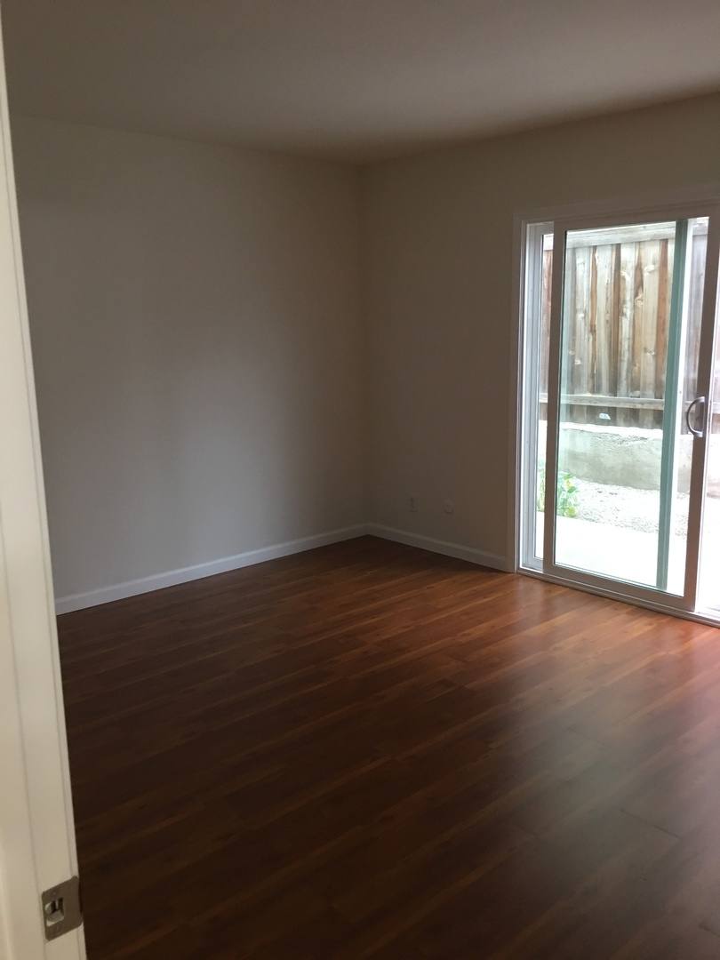 Westbay Elden, 2311 Elden Ave, Costa Mesa, CA 92627 - Apartment for Rent - Image 8