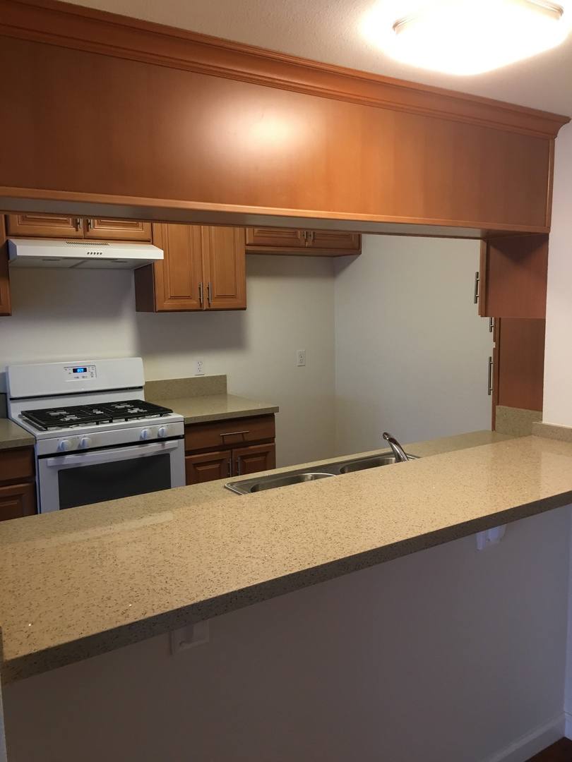 Westbay Elden, 2311 Elden Ave, Costa Mesa, CA 92627 - Apartment for Rent - Image 6