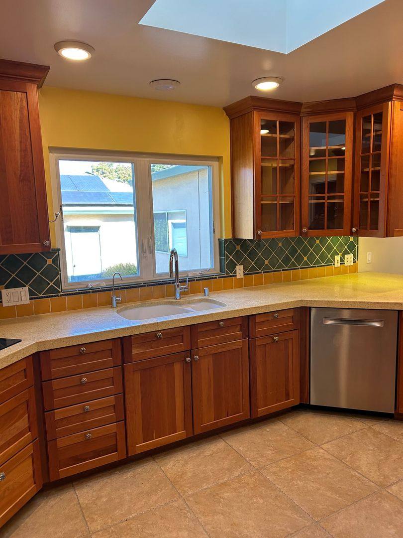 3149 Page St, Redwood City, CA 94063 - House for Rent - Image 5