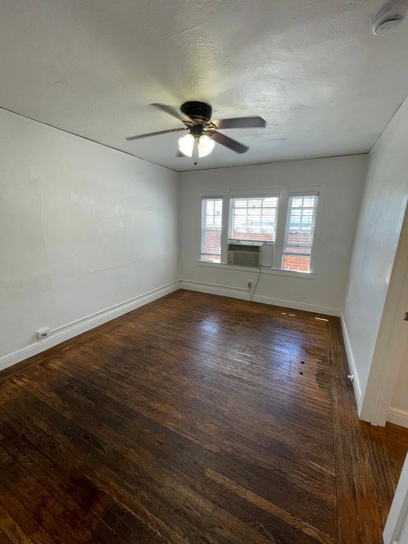 Apartment for rent at 1000 24th St, Sacramento, CA 95816