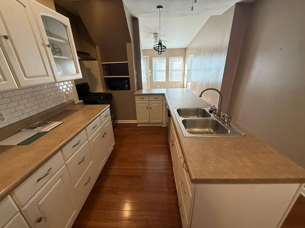 2334 Fox Way, Pittsburgh, PA 15203 - House for Rent - Image 6