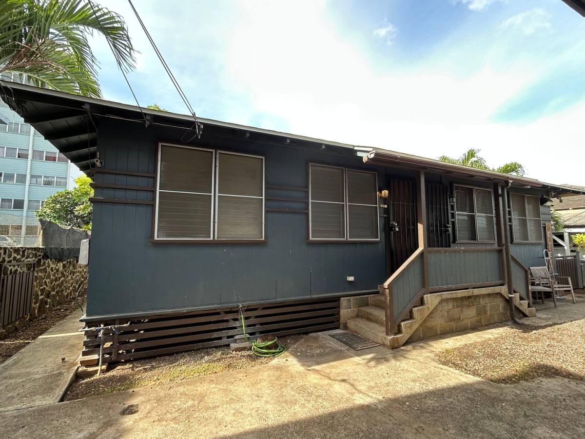 938D Kapahulu Ave, Honolulu, HI 96816 - Apartment for Rent - Image 1