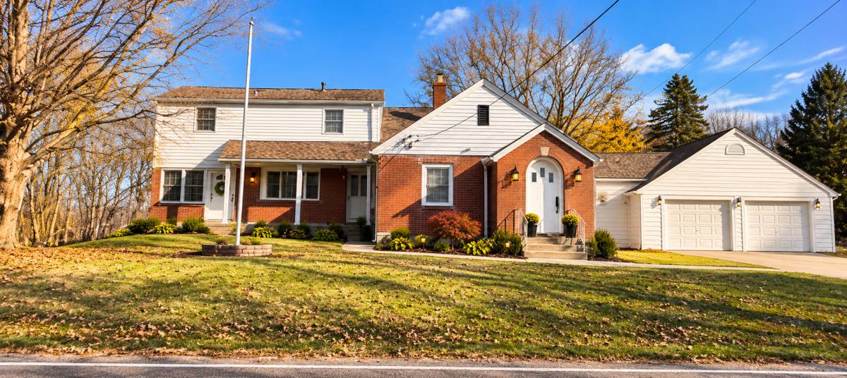 House for rent at 616 Sandy Hill Rd #1, Irwin, PA 15642