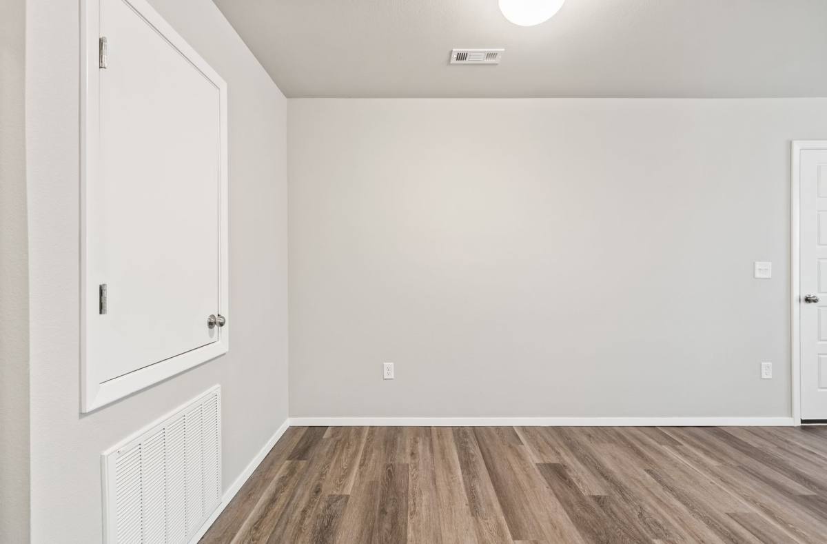 500A W Christopher Dr, Siloam Springs, AR 72761 - House for Rent - Image 9