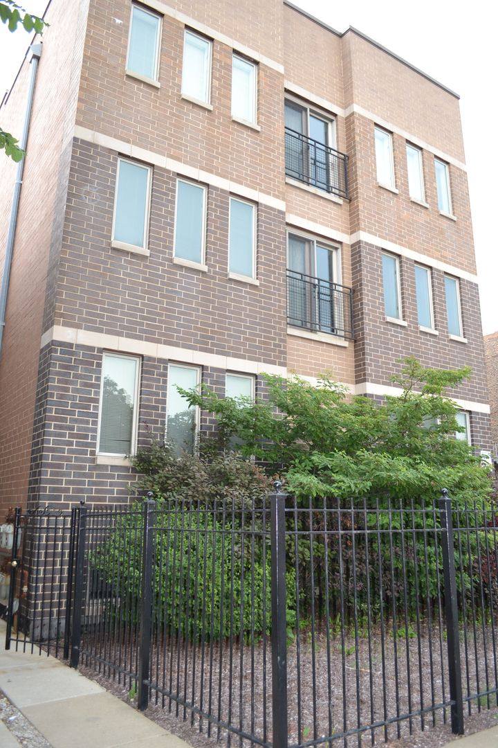 3359 S Ashland, Chicago, IL 60608 - Apartment for Rent - Image 1