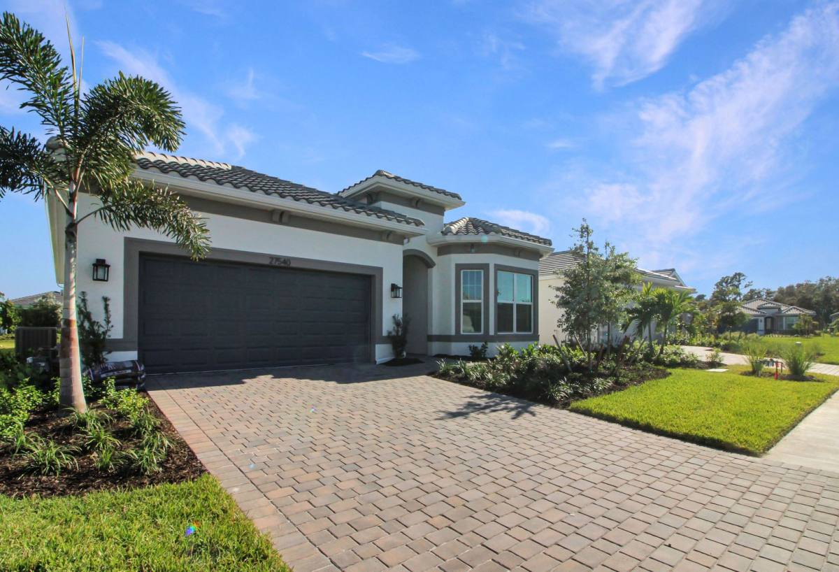 27540 Gulf Dune Dr, Englewood, FL 34223 - House for Rent - Image 2