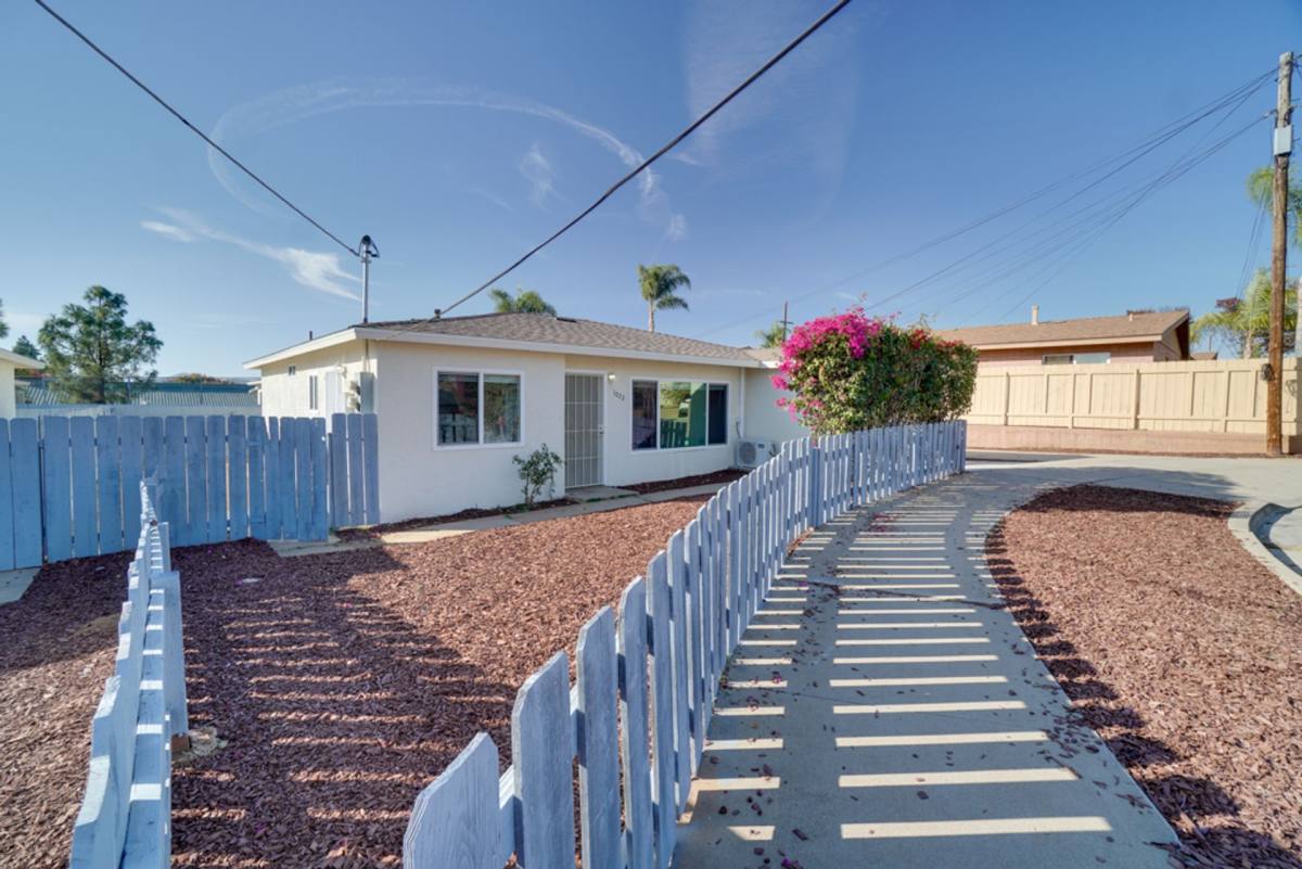 1022 Coleen Court, El Cajon, CA 92021 - Apartment for Rent - Image 3