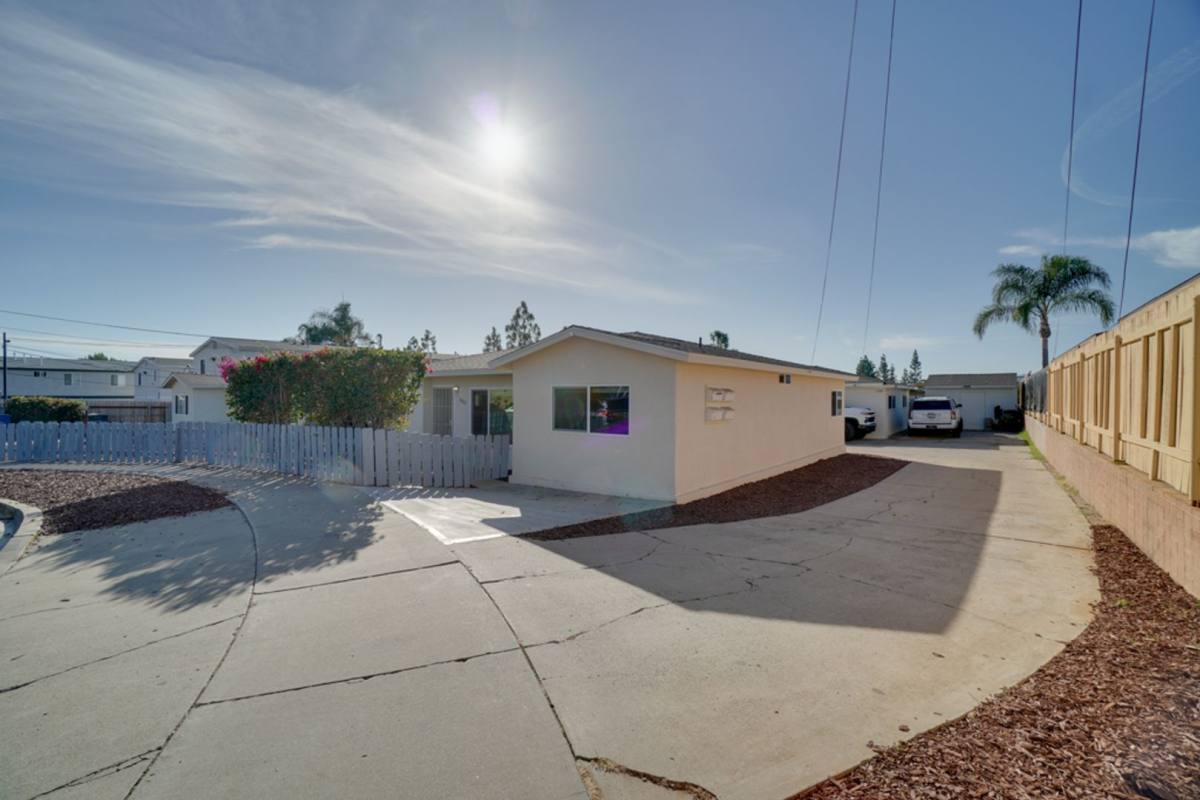 1022 Coleen Court, El Cajon, CA 92021 - Apartment for Rent - Image 7
