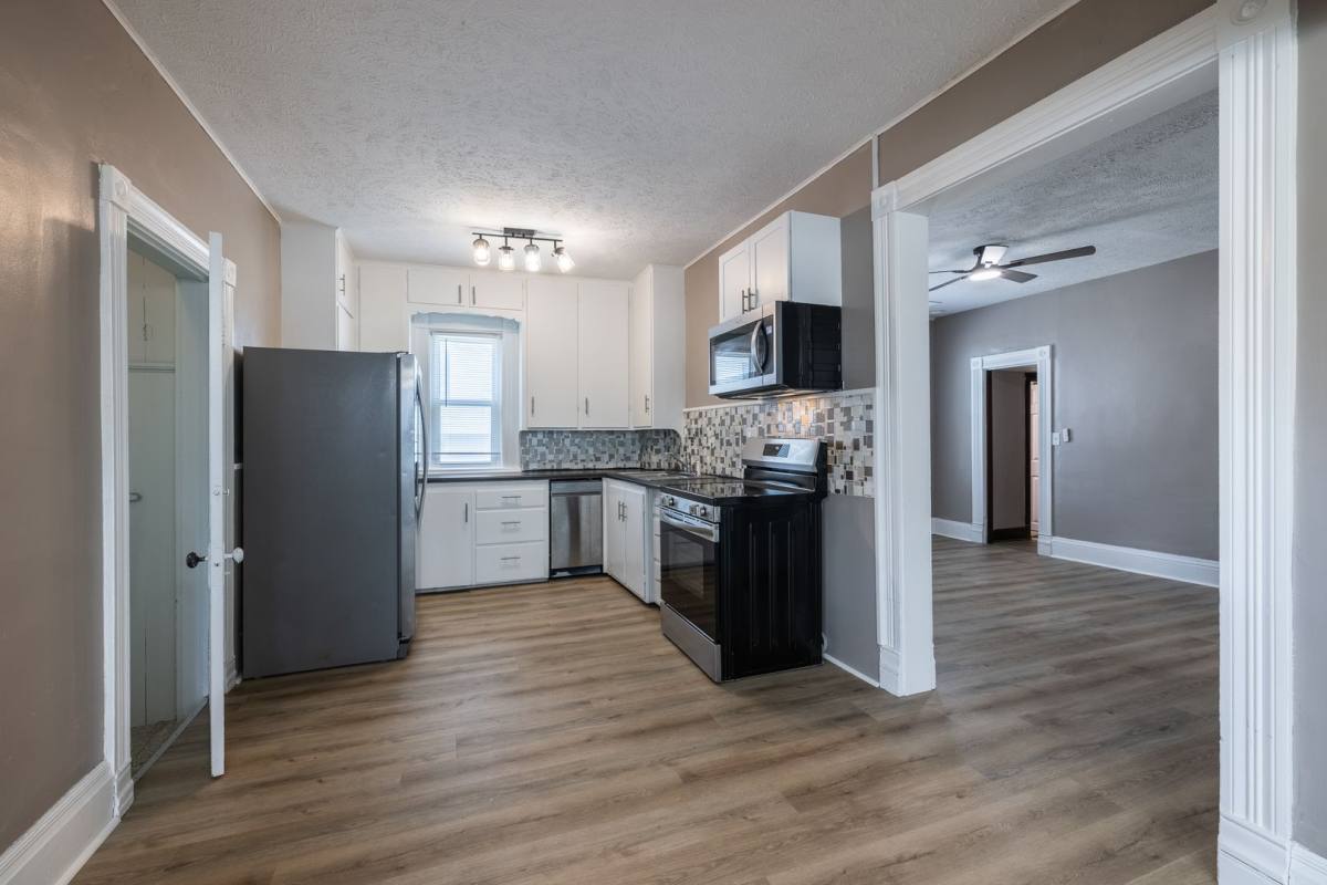 924 S 31st St, Omaha, NE 68105 - House for Rent - Image 3