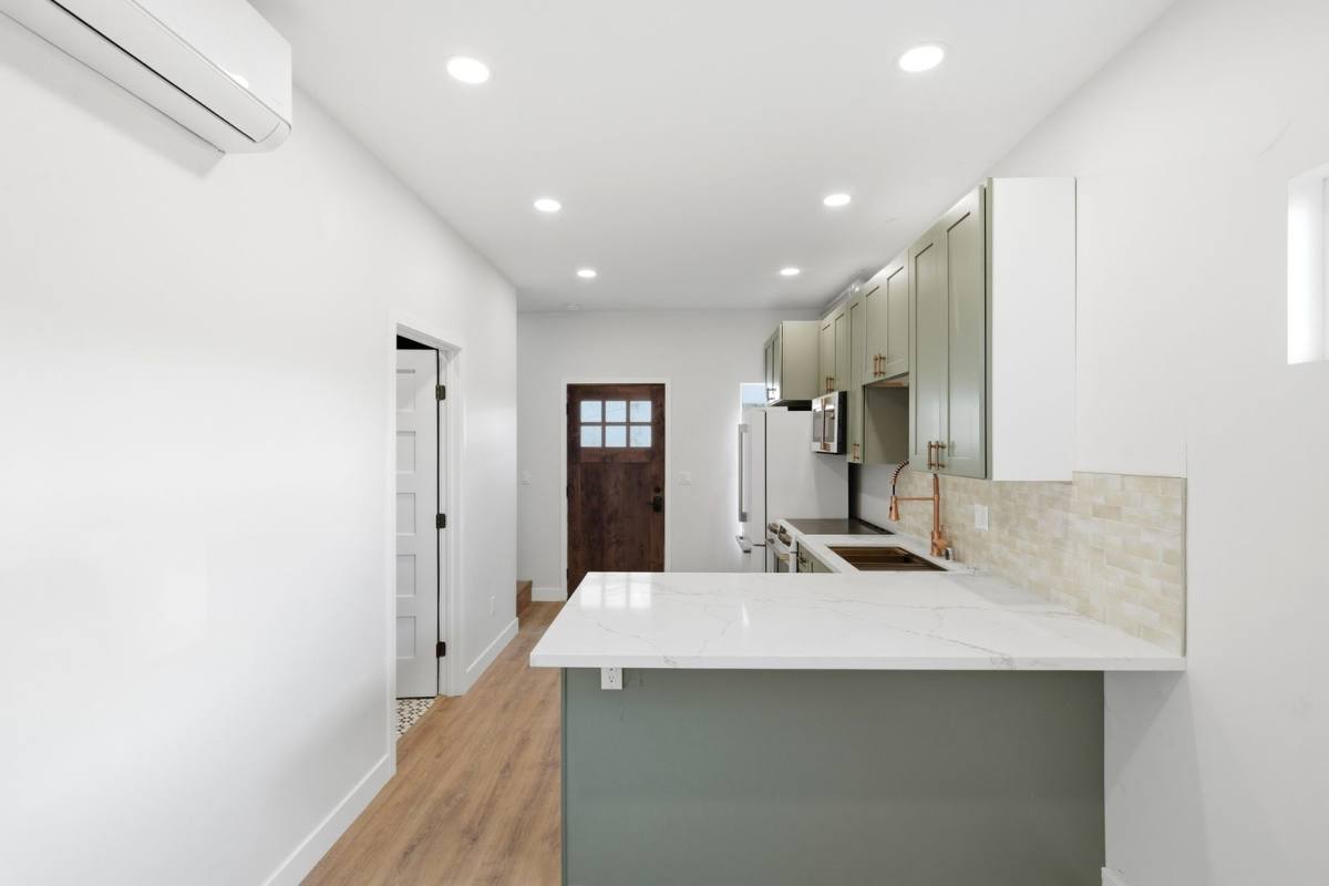 6213 Mesita Dr, San Diego, CA 92115 - House for Rent - Image 5
