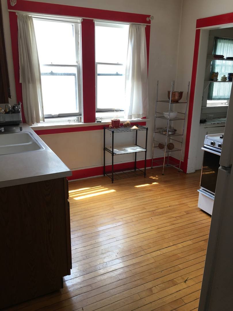 933 E Gorham St, Madison, WI 53703 - Apartment for Rent - Image 4
