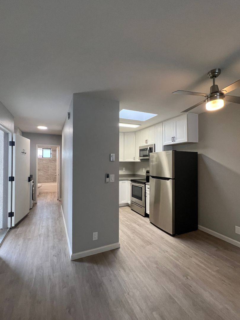 Drift Pb, 1727 Chalcedony St, San Diego, CA 92109 - Apartment for Rent - Image 9