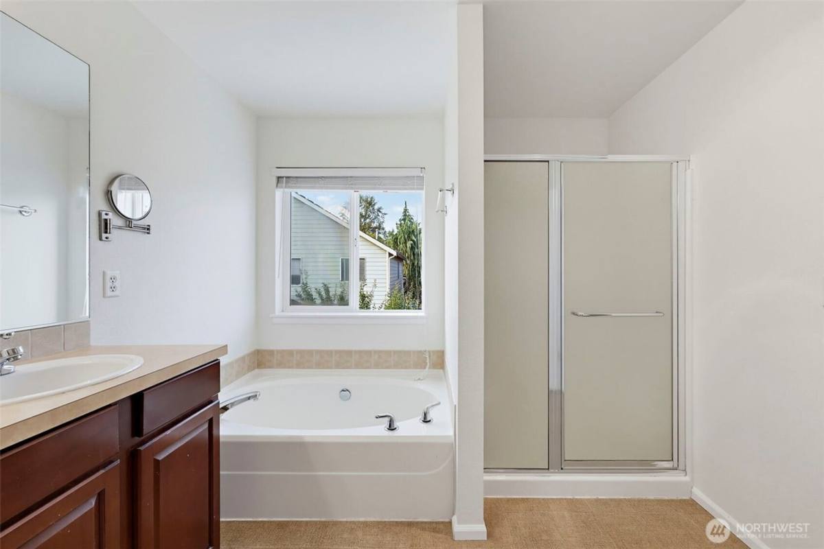 6072 Park St E, Fife, WA 98424 - House for Rent - Image 9
