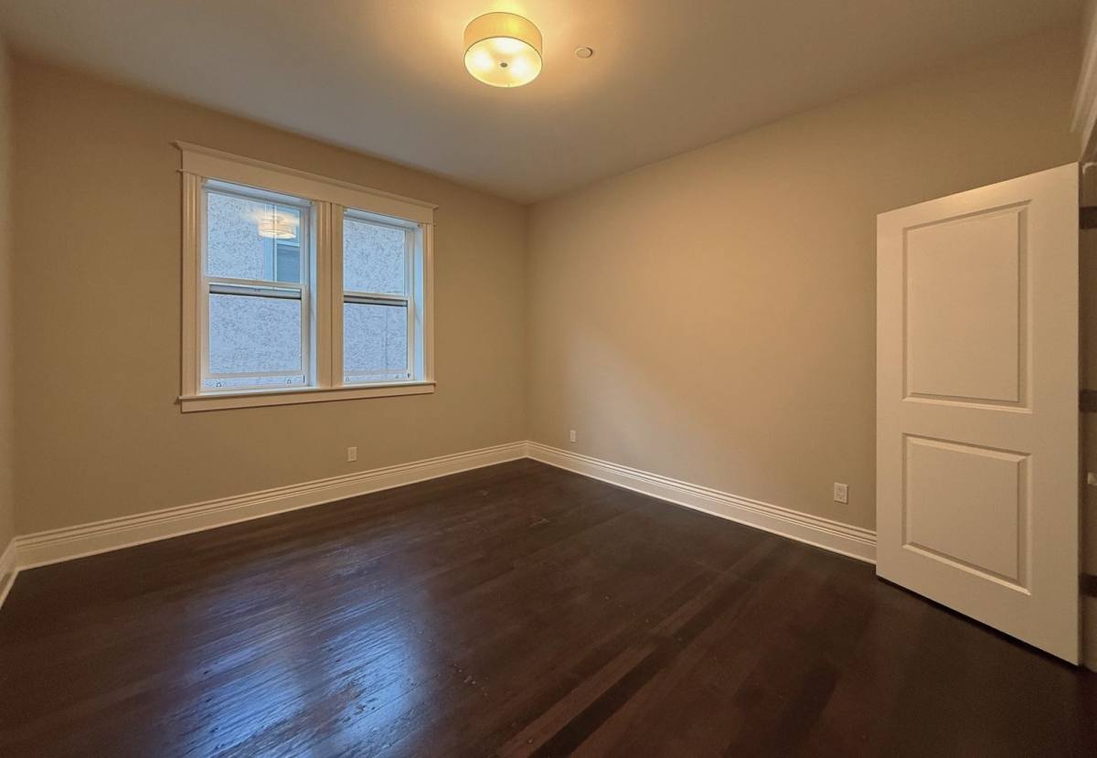 Bristol, 1626 13th Ave, Seattle, WA 98122 - Apartment for Rent - Image 10