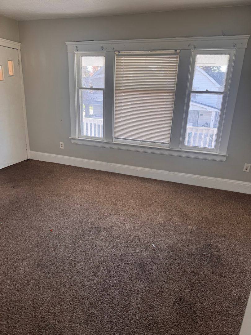 893 Rudyard Rd, Cleveland, OH 44110 - Apartment for Rent - Image 3
