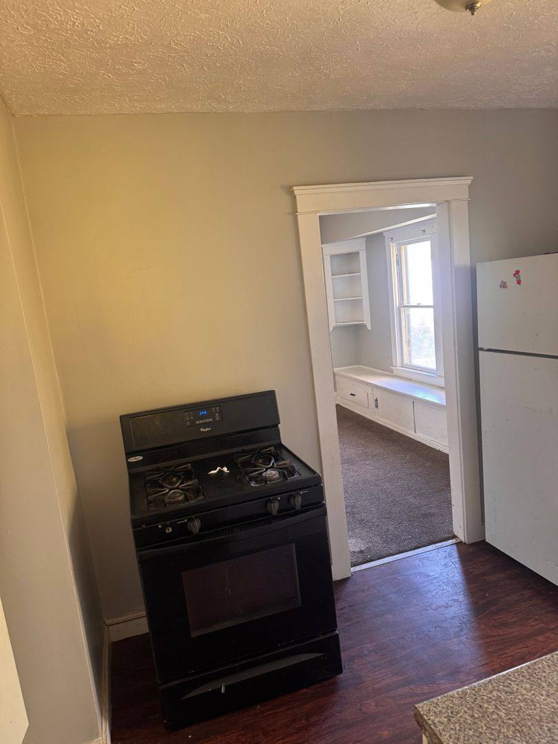 893 Rudyard Rd, Cleveland, OH 44110 - Apartment for Rent - Image 8