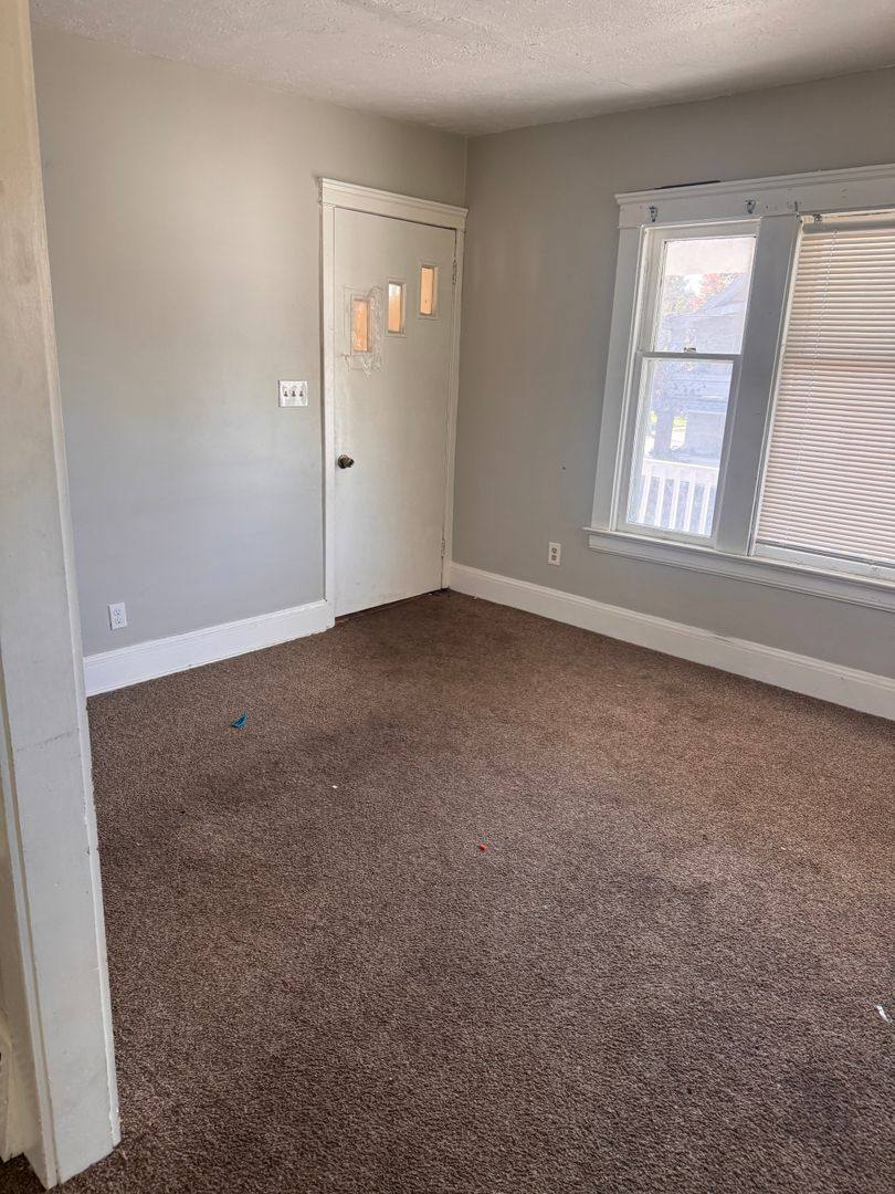 893 Rudyard Rd, Cleveland, OH 44110 - Apartment for Rent - Image 2