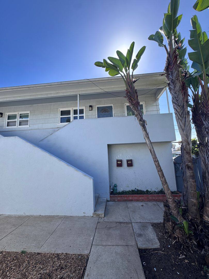 1349 -1353 Felspar St, San Diego, CA 92109 - Apartment for Rent - Image 1