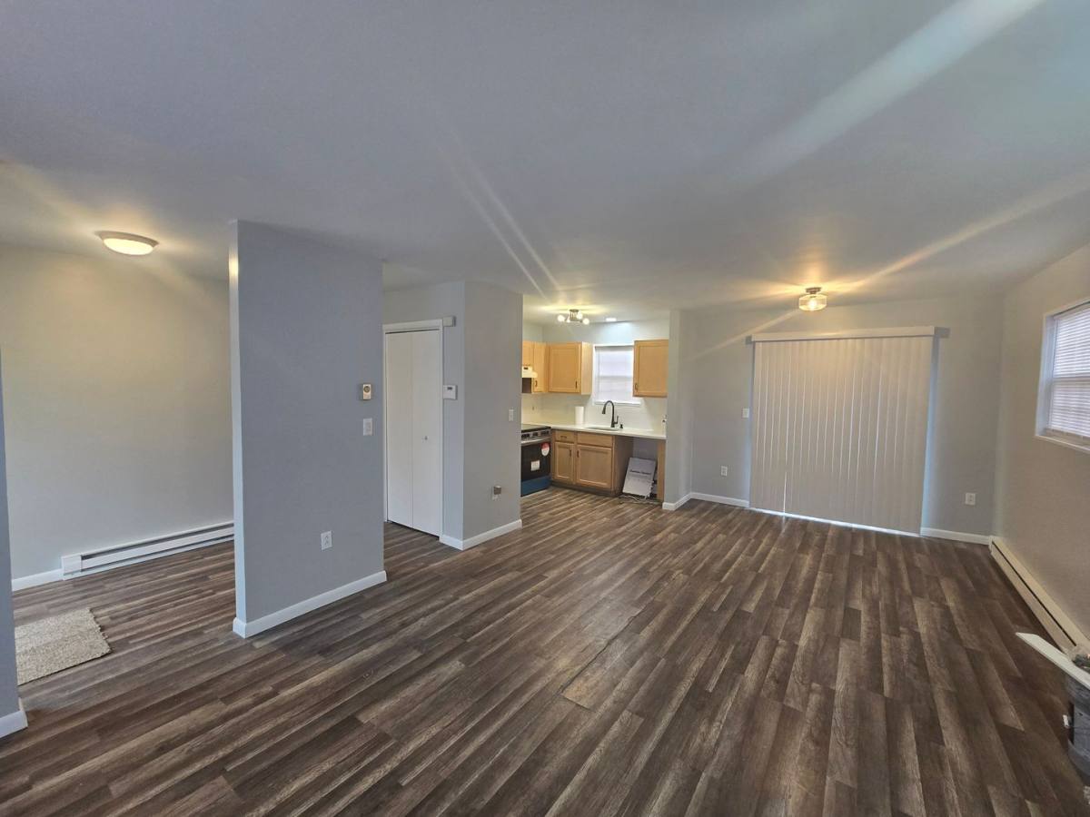 2641 Highview Dr #L325, Tobyhanna, PA 18466 - House for Rent - Image 2