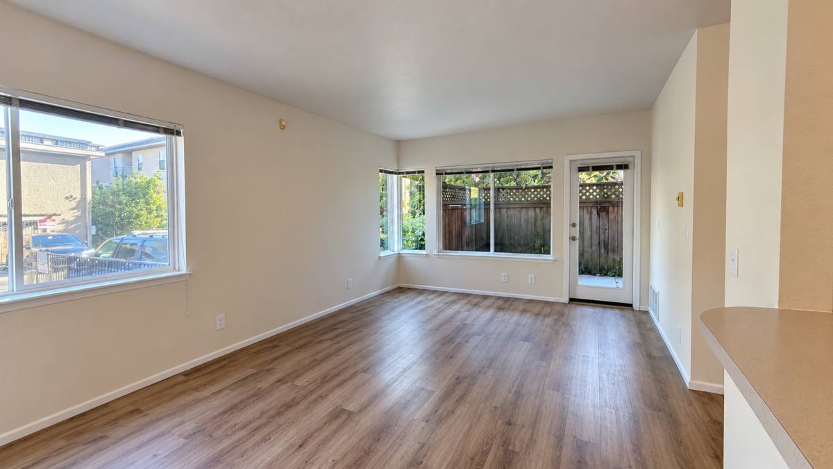 601 Prospect St, Seattle, WA 98109 - Apartment for Rent - Image 2