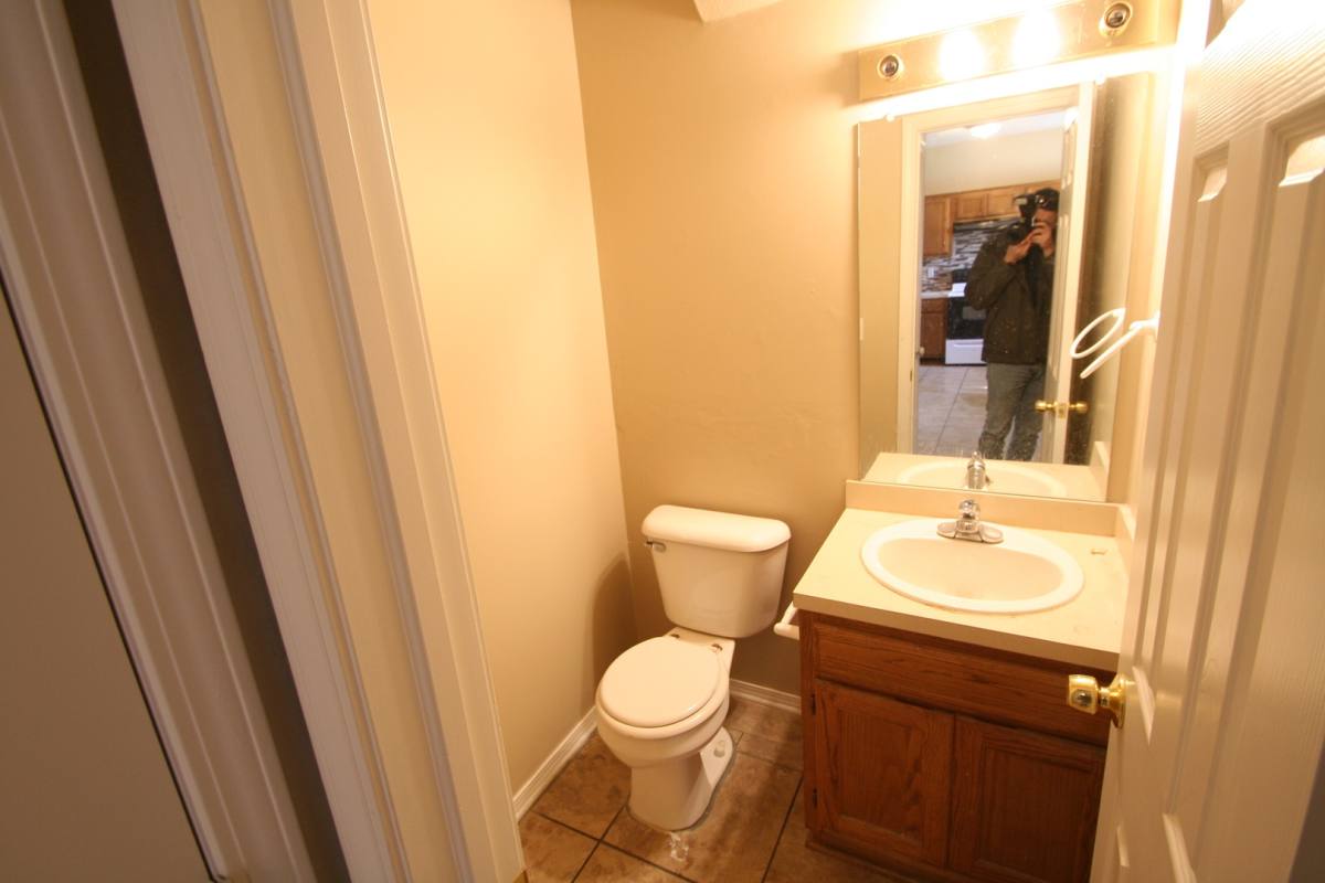 S 91st E Pl Duplex, 2421 2423 S, Tulsa, OK 74129 - Apartment for Rent - Image 9