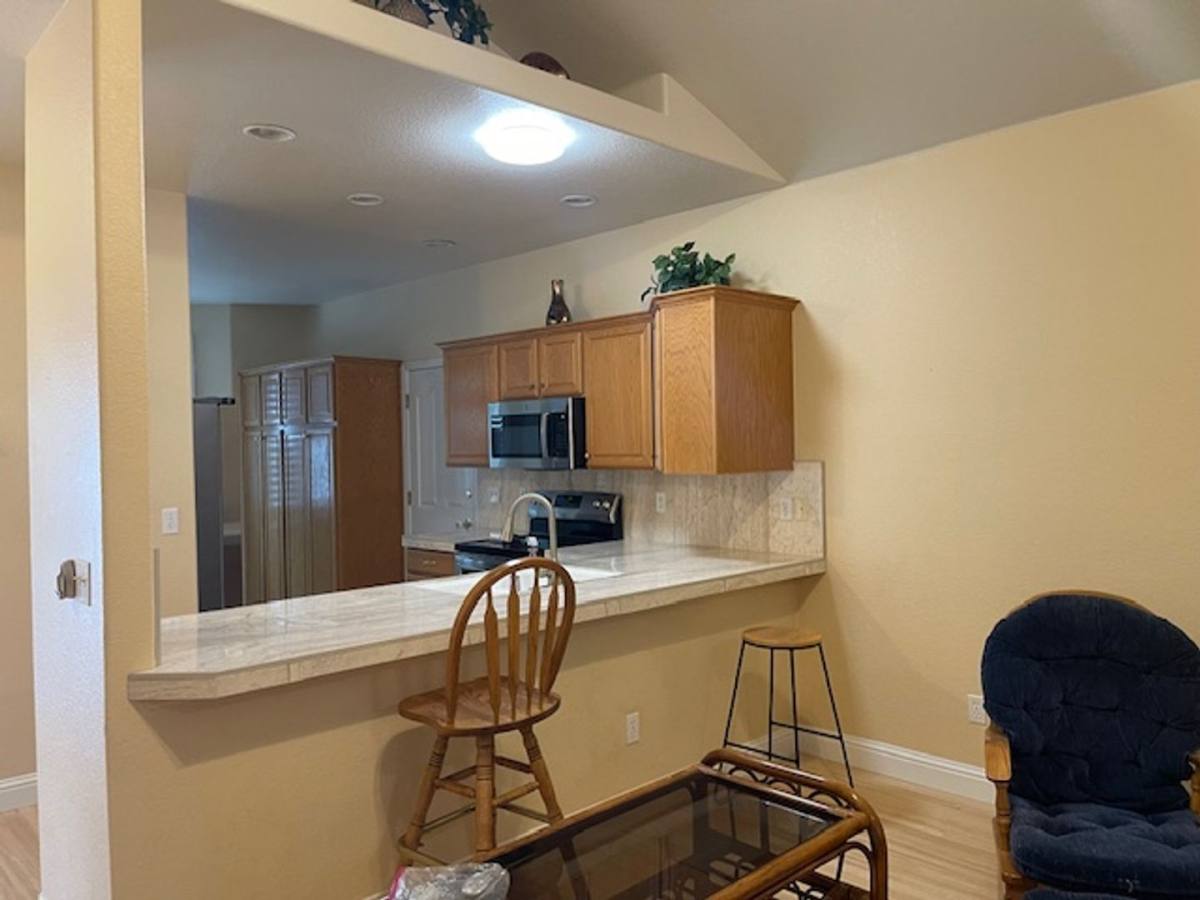 2472 Chardonnay Dr, Carson City, NV 89703 - House for Rent - Image 5