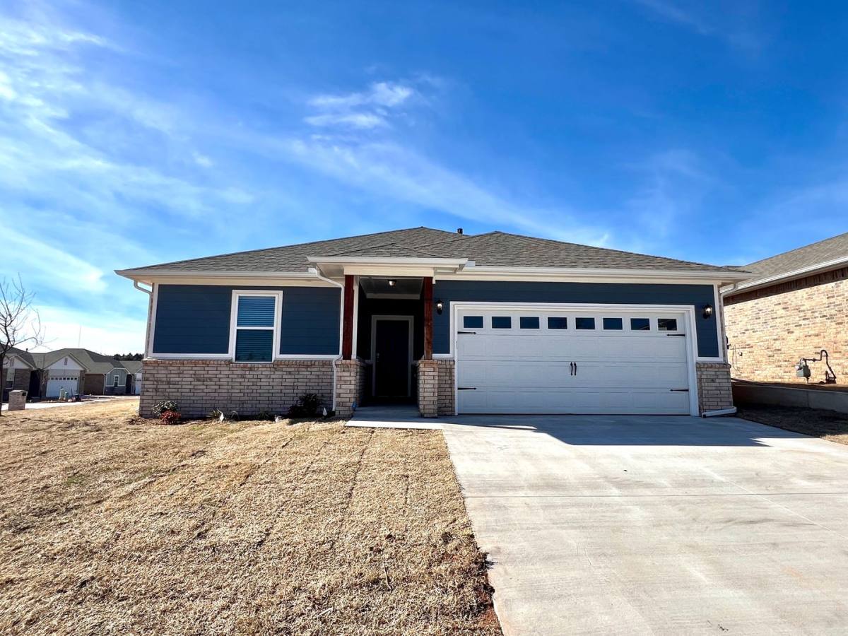 House for rent at 12405 Aldrin Way, Edmond, OK 73013