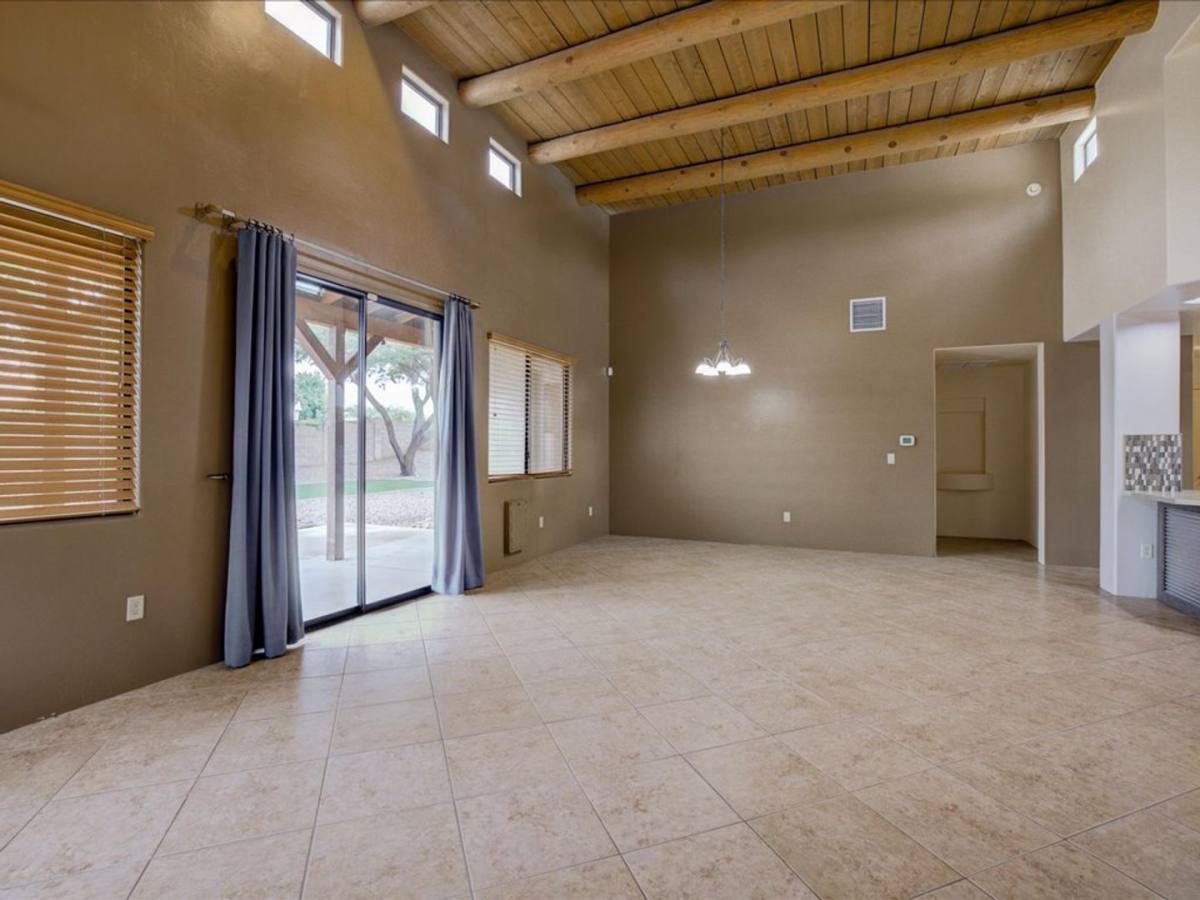 9441 S San Esteban Dr, Vail, AZ 85641 - House for Rent - Image 9