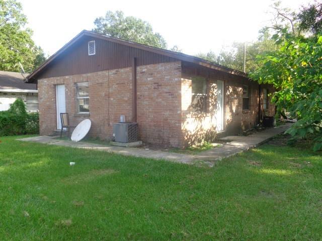 1716 E Idell St, Tampa, FL 33604 - Apartment for Rent - Image 1
