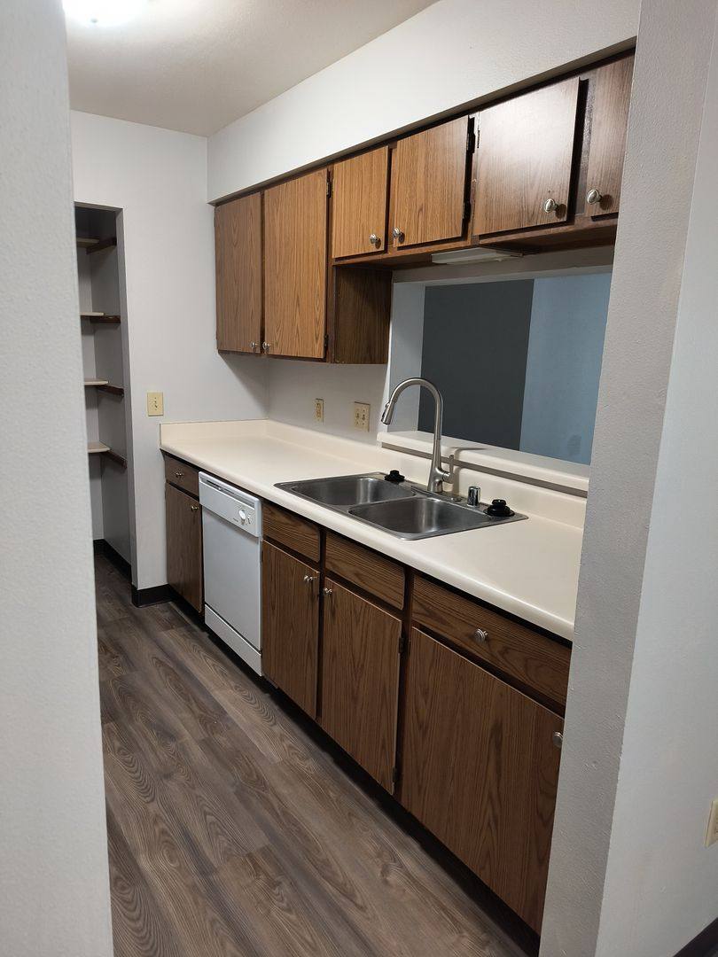 Glacier Valley Estates, 50 Prairie Rd, Fond Du Lac, WI 54935 - Apartment for Rent - Image 2