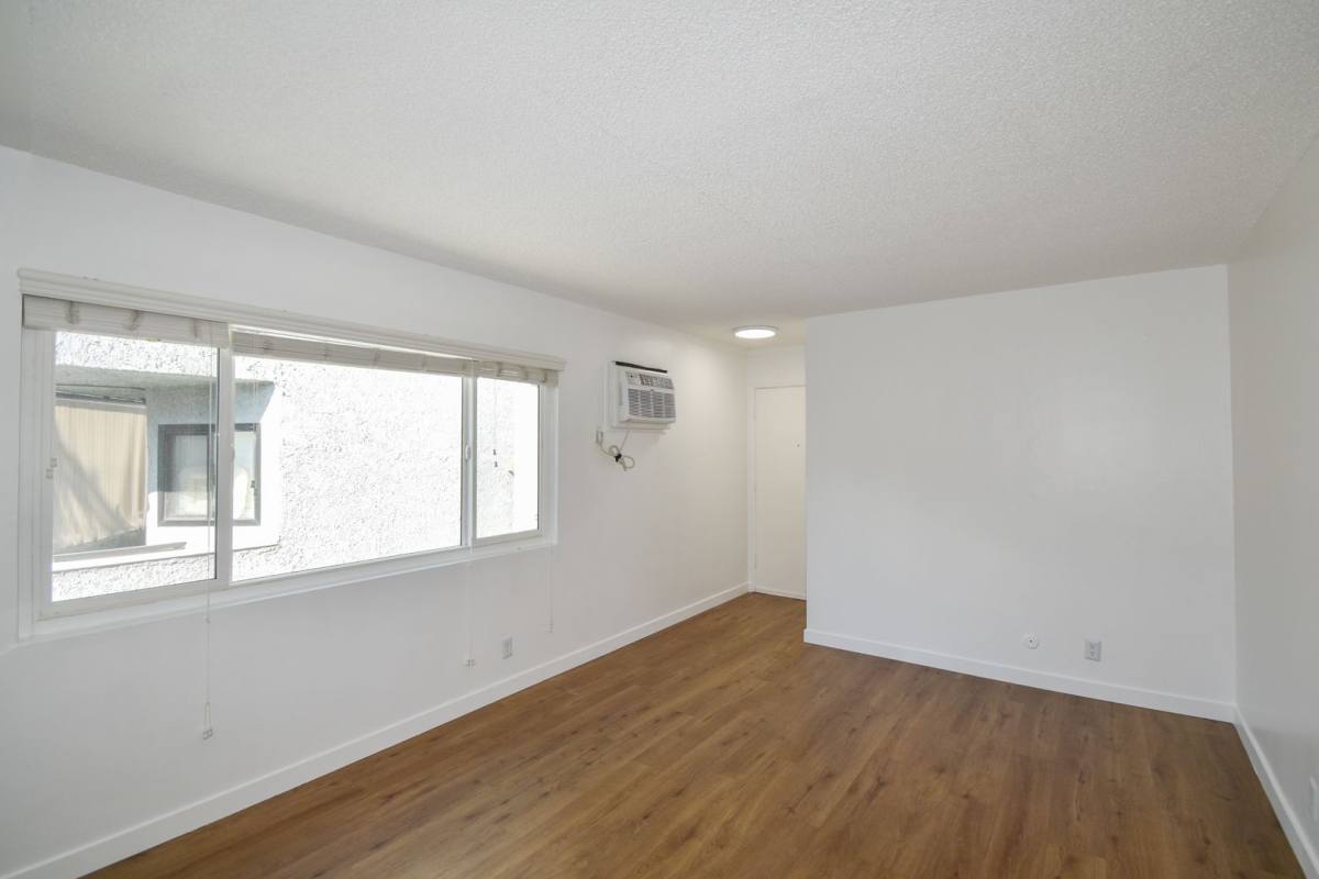 4201-05 Arch Dr, Studio City, CA 91604 - Apartment for Rent - Image 4