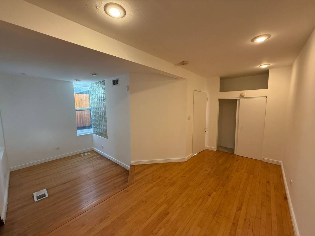 1705 S Newberry, Chicago, IL 60608 - Apartment for Rent - Image 6