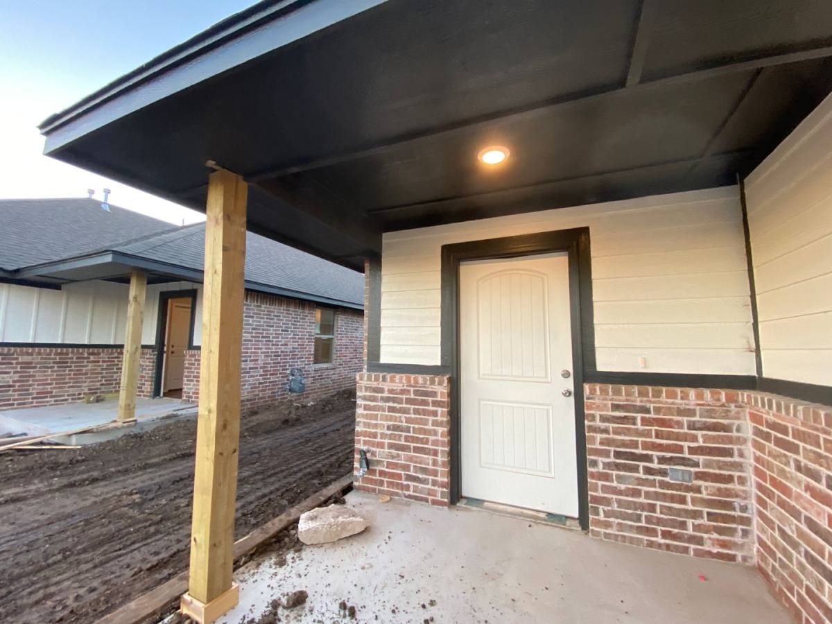 10904 NW 119th St, Yukon, OK 73099 - House for Rent - Image 2