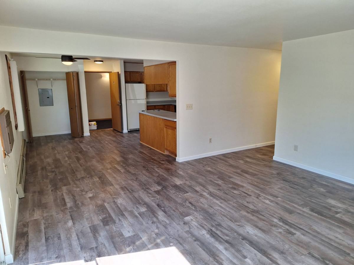 Plover, 261-271 Oakwood Ave, Plover, WI 54467 - Apartment for Rent - Image 9