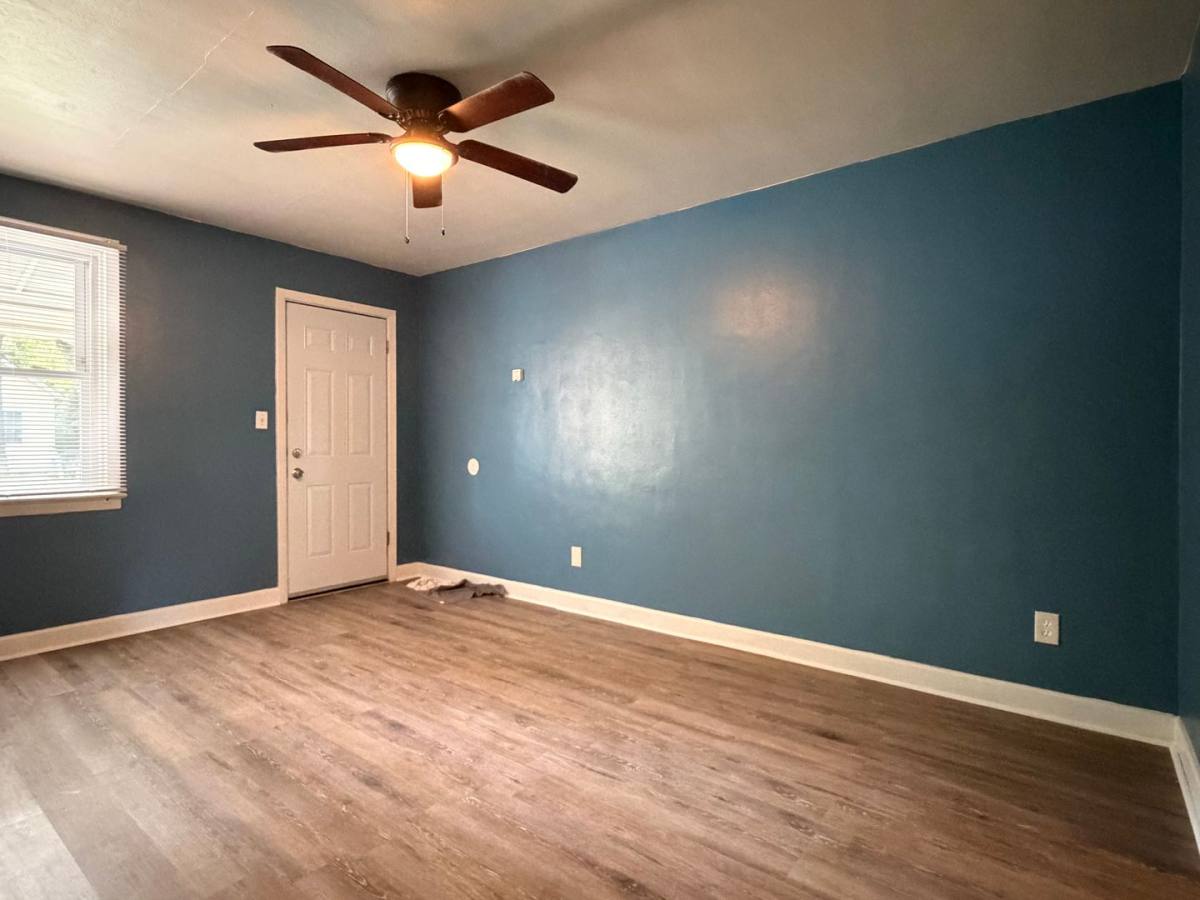 9451 Hickory St, Norfolk, VA 23503 - Apartment for Rent - Image 2
