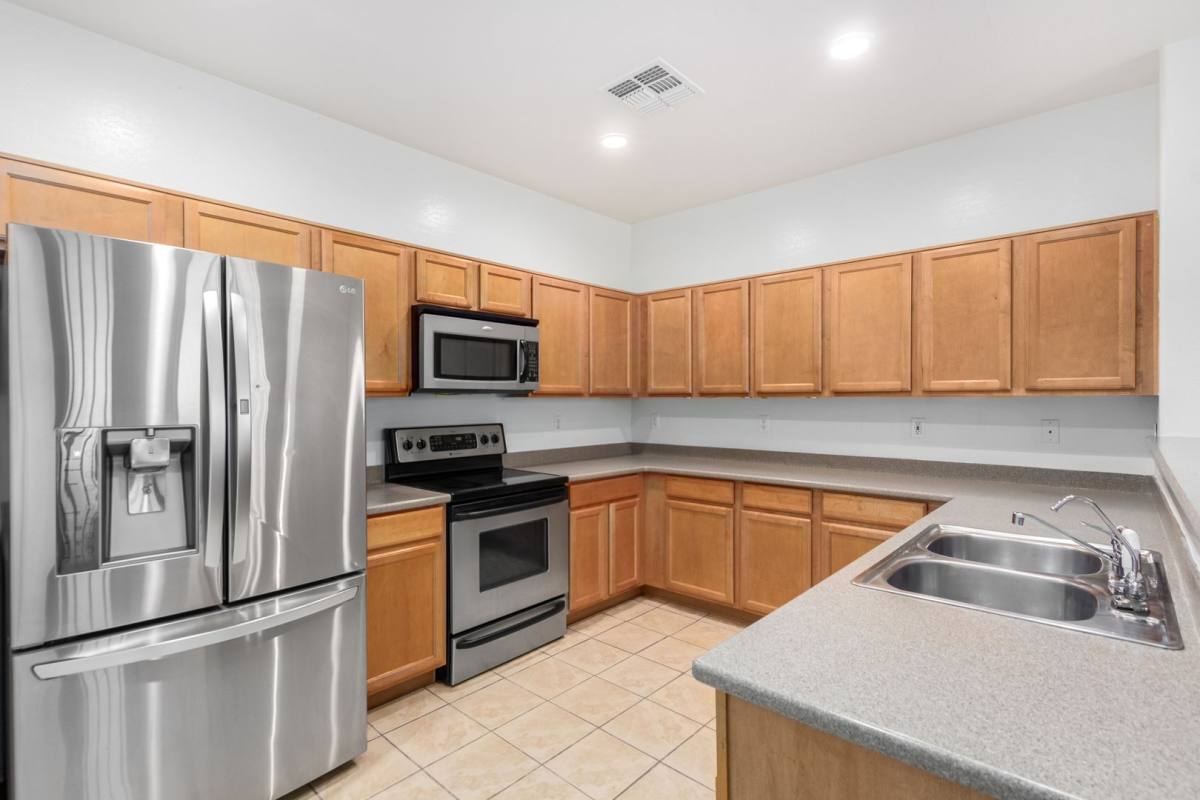 3879 E Kent Ave, Gilbert, AZ 85296 - House for Rent - Image 8