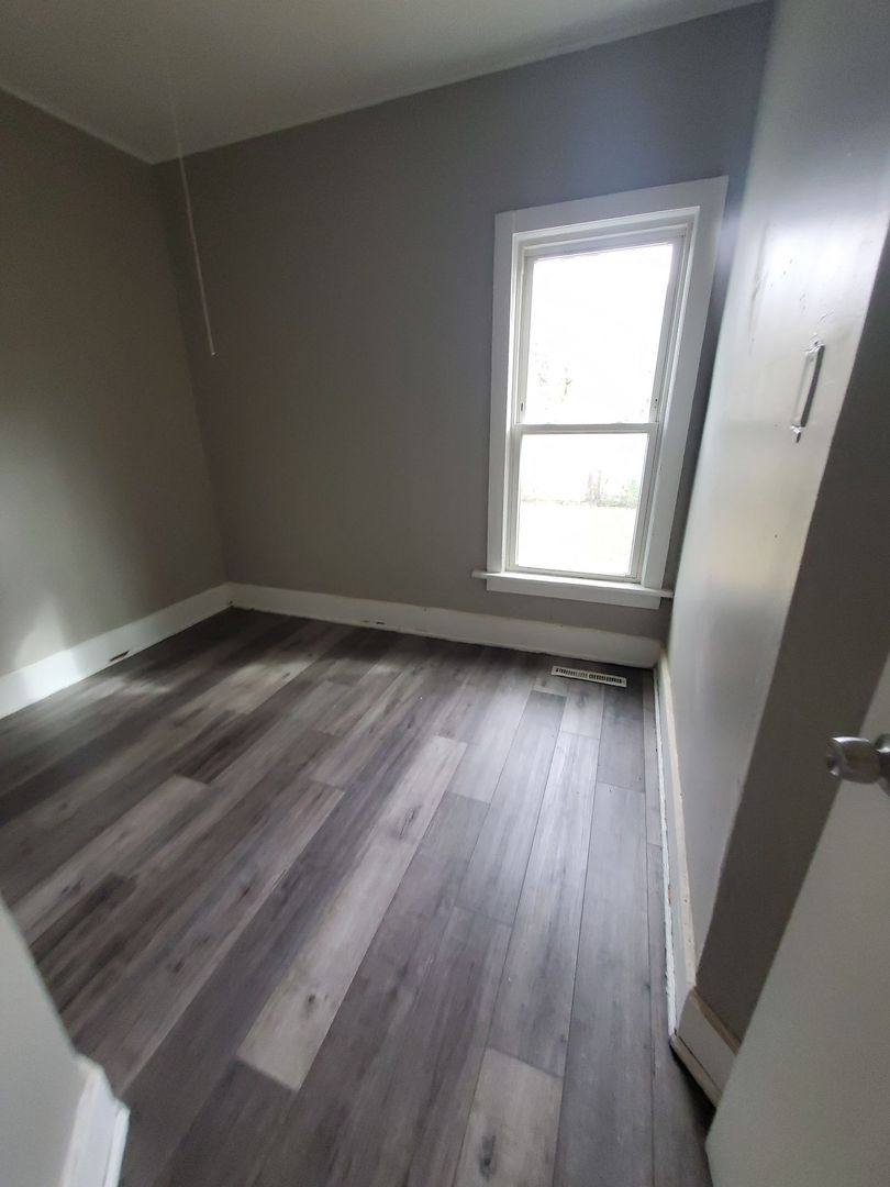 3746-3748 N Port Washington Ave, Milwaukee, WI 53212 - Apartment for Rent