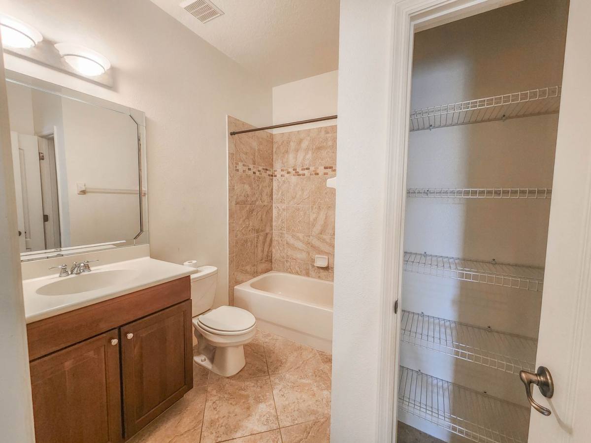 5 Riverview Bend #323, Palm Coast, FL 32137 - Condo for Rent - Image 4