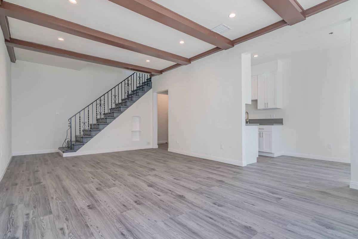 400 N Ogden Dr, Los Angeles, CA 90036 - Apartment for Rent