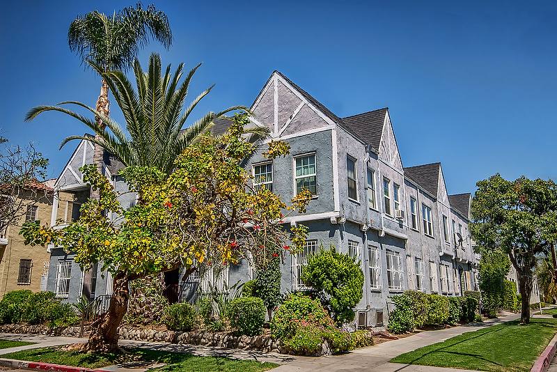 400 N Ogden Dr, Los Angeles, CA 90036 - Apartment for Rent - Image 8