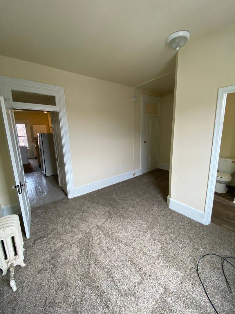 205 W King St, Lancaster, PA 17602 - Apartment for Rent - Image 4