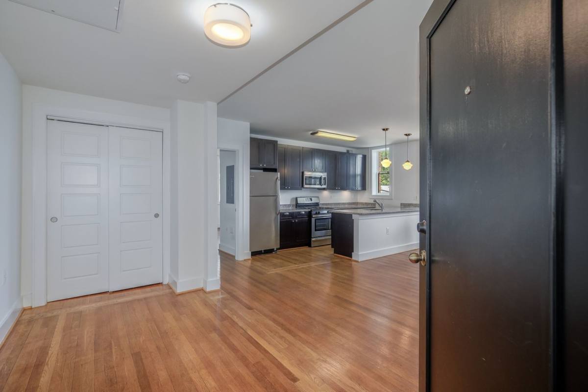 Carraway, 1575 Spring Place NW, Washington, DC 20010 - Apartment for Rent - Image 3