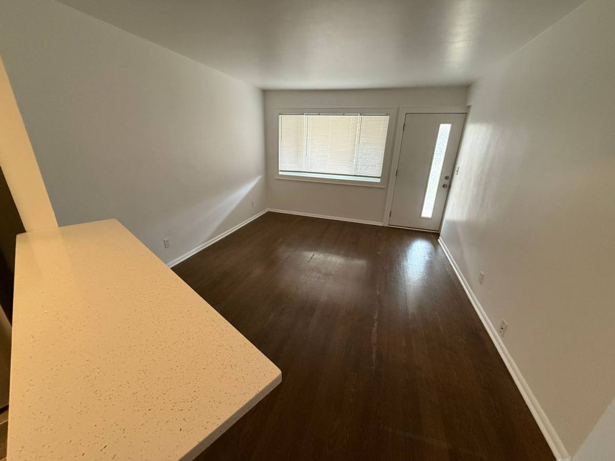 The Riverwood, 1200 E Singer Cr, Milwaukee, WI 53212 - Apartment for Rent - Image 2