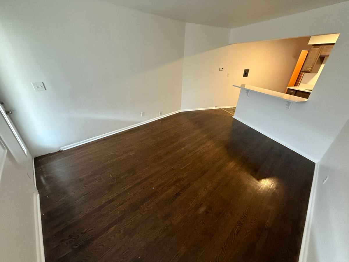 The Riverwood, 1200 E Singer Cr, Milwaukee, WI 53212 - Apartment for Rent - Image 3