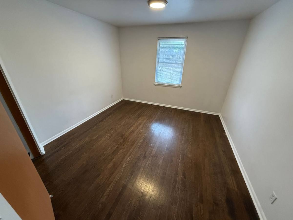The Riverwood, 1200 E Singer Cr, Milwaukee, WI 53212 - Apartment for Rent - Image 4