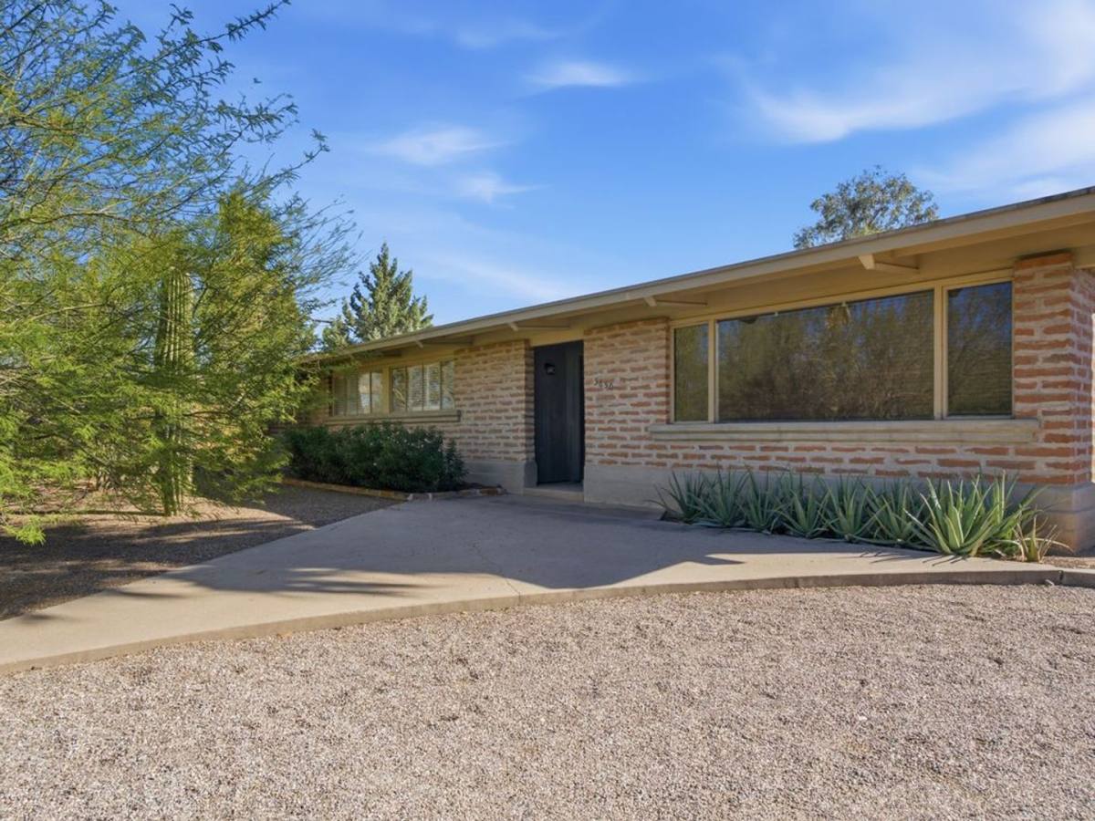 5650 E Burns St, Tucson, AZ 85711 - House for Rent - Image 4