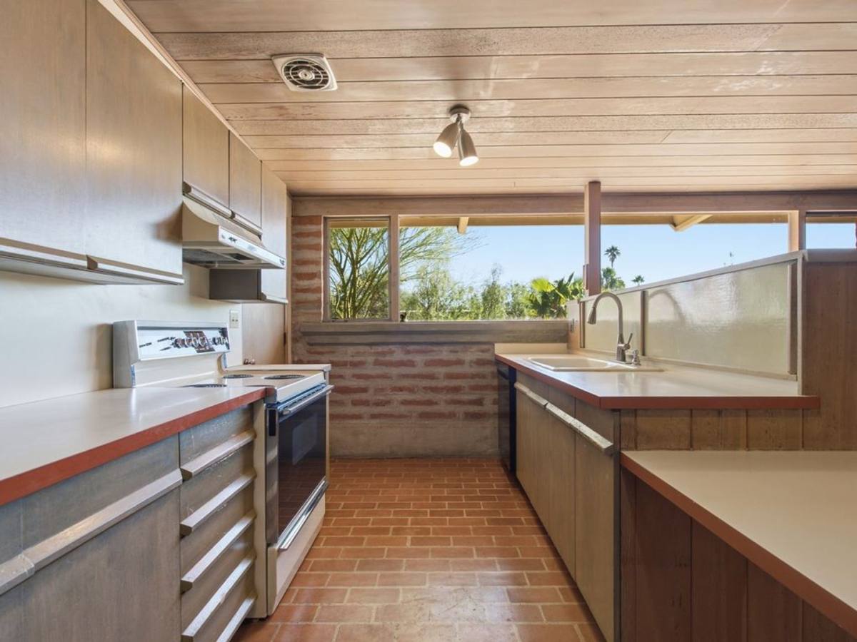 5650 E Burns St, Tucson, AZ 85711 - House for Rent - Image 9