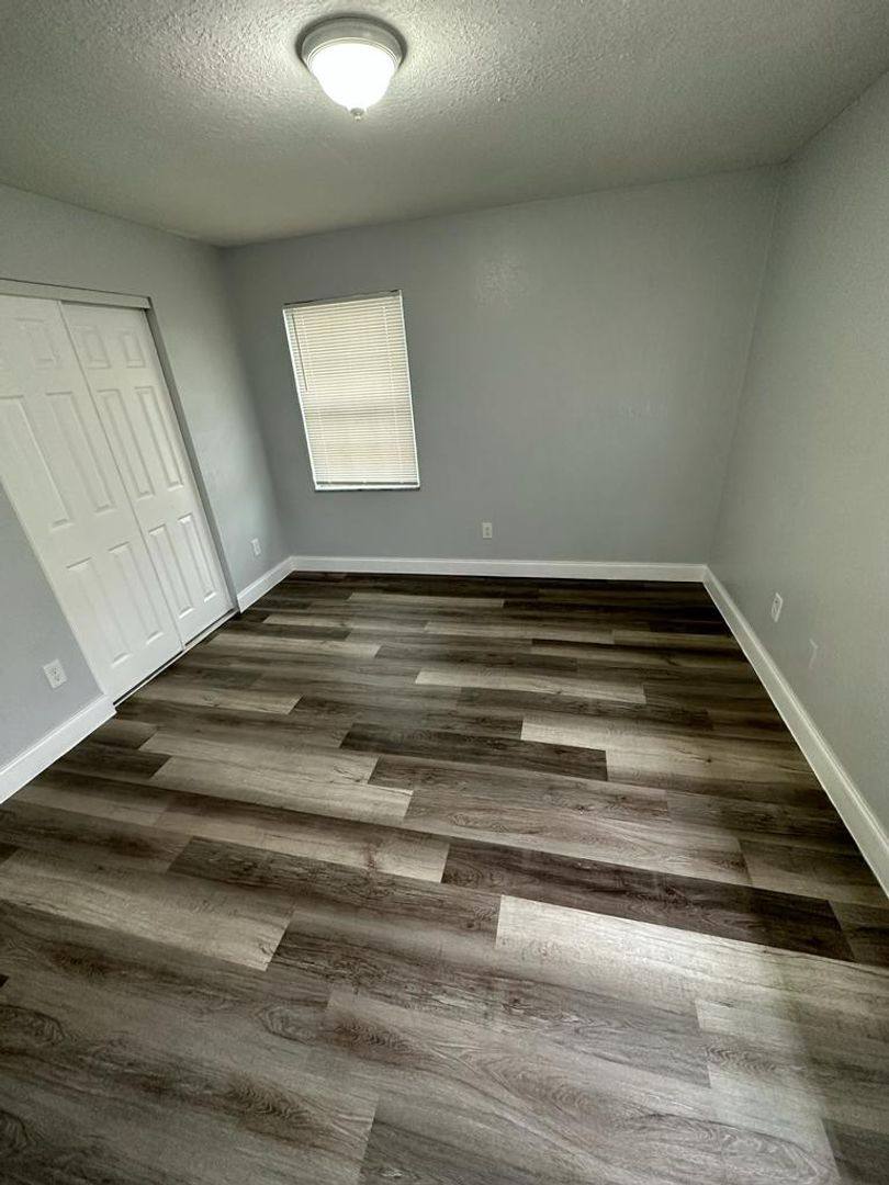712 Eaverson St, Jacksonville, FL 32204 - Apartment for Rent - Image 10